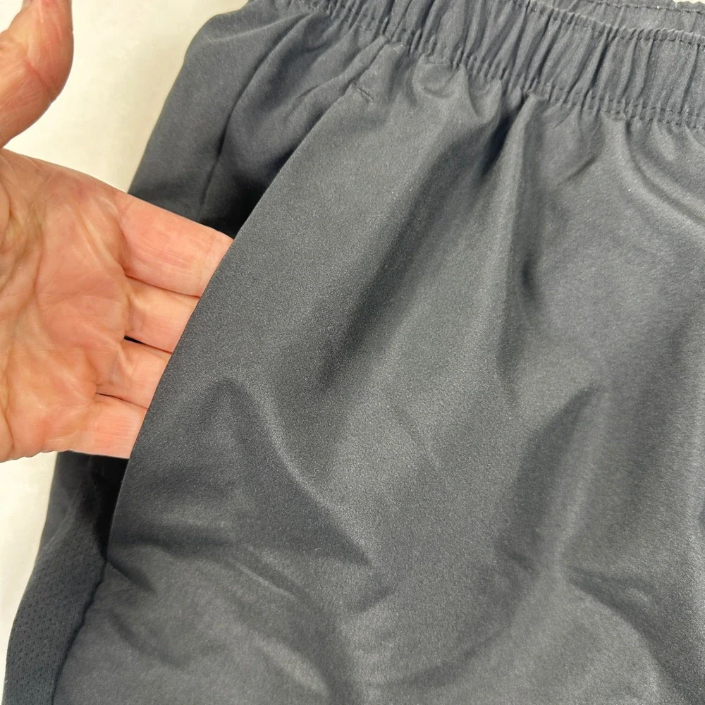 Nike Challenger Running Shorts L Black Lined Pockets Athletic Gym Training Sz S